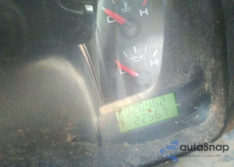 2004 Ford F-150 Xl/Xlt z USA, uszkodzony, nr VIN 1FTVF14534NA22440